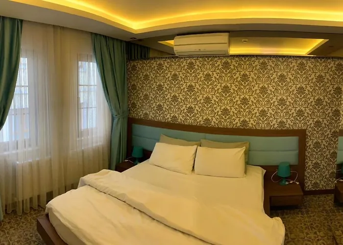 Royal Boutique House 2*