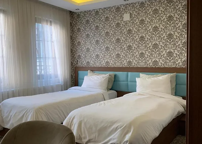 Royal Boutique House Hotel 2*